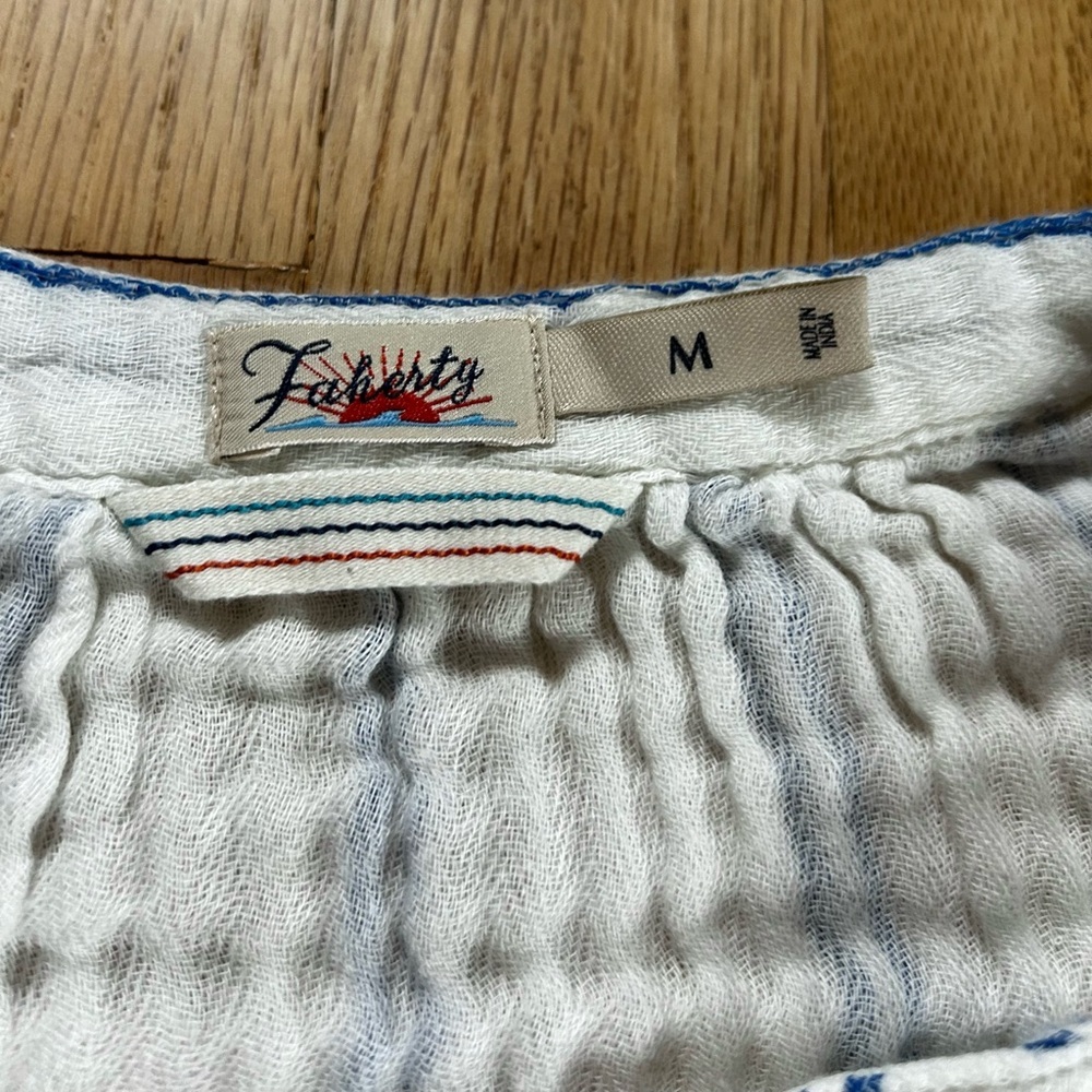 FAHERTY dream cotton gauze dylan top back bay stripe blue white coastal size M - Picture 5 of 10